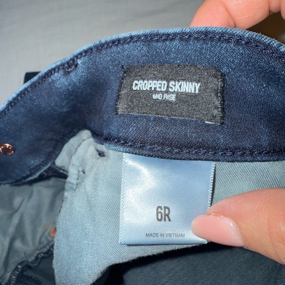 Express Women's Dark Blue Jeans, size 6R - Picture 5 of 6